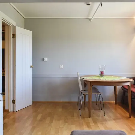 Daire Stunning In W/ Indoor Swimming Pool, Sauna And 1 Bedrooms *
